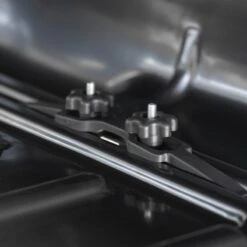 Baule Da Tetto MENABO' Mania 400 Litri Nero 10 Baule Da Tetto MENABO' Mania 400 Litri Nero -Elitee Negozio baule da tetto menabo mania 400 litri nero 1