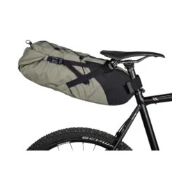 Borsa Posteriore Sottosella Bikepacking TOPEAK BACKLOADER 15L -Elitee Negozio borsa posteriore sottosella bikepacking topeak backloader 15l 9