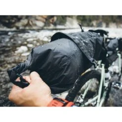 Borsa Posteriore Sottosella Bikepacking TOPEAK BACKLOADER 6L -Elitee Negozio borsa posteriore sottosella bikepacking topeak backloader 6l 2